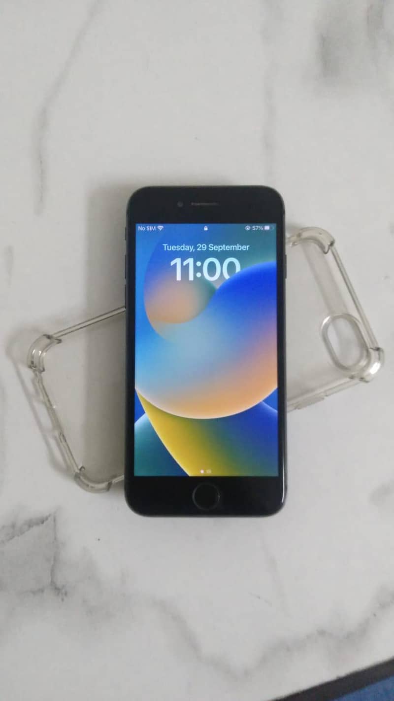 Apple iPhone 8 0