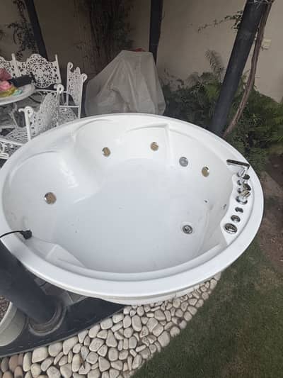 indoor whirlpool spa tub