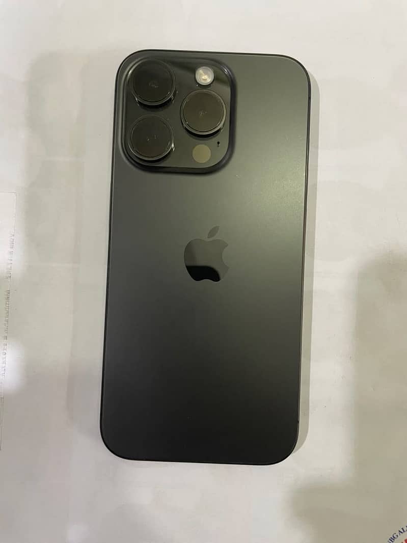 Apple iPhone 15 Pro 2