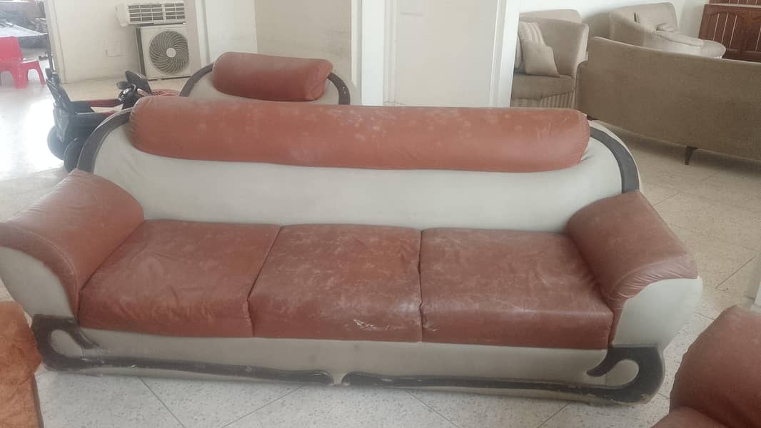 3 PCs sofa set 1