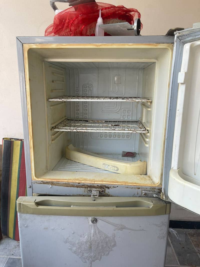Orient fridge working fine 4