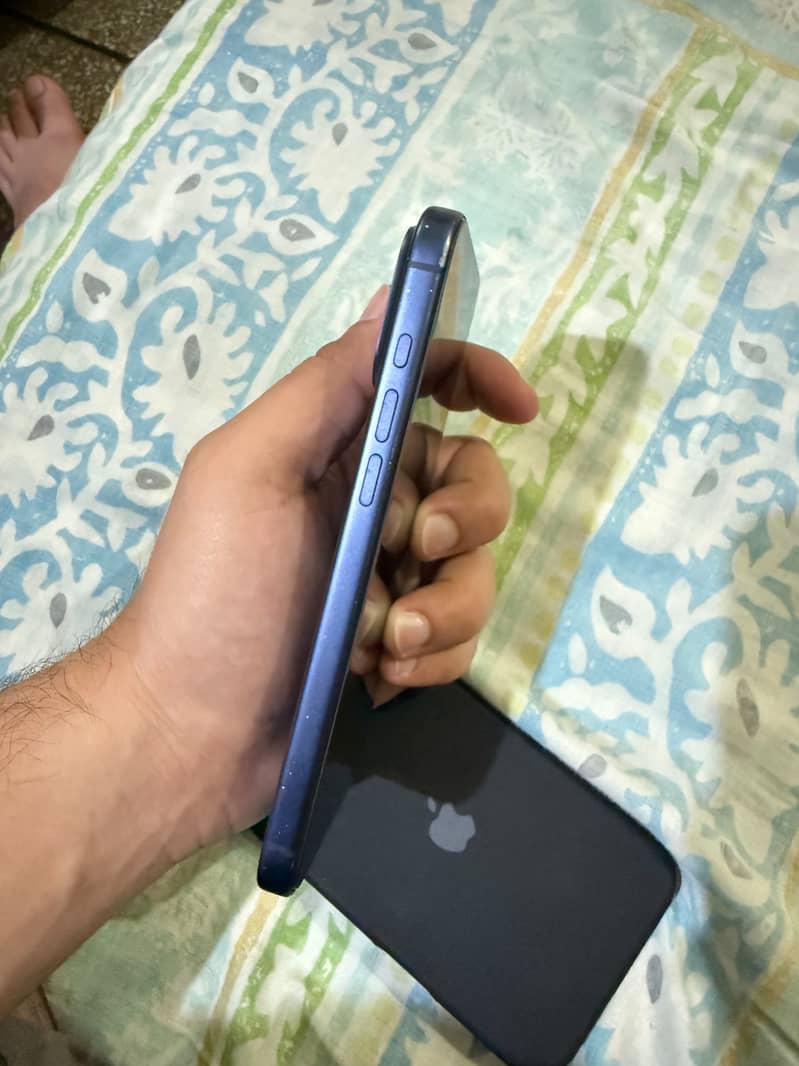 Apple iPhone 17 Pro Max 3