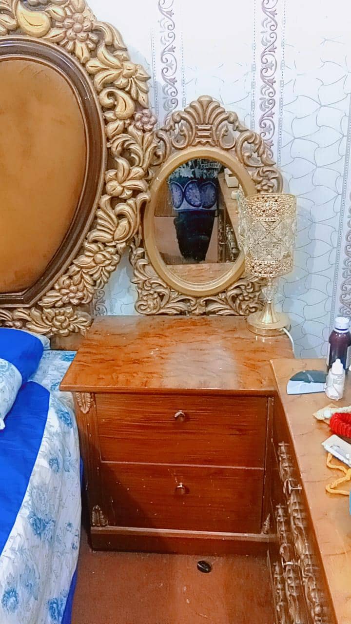 completely solid bedroom set 2