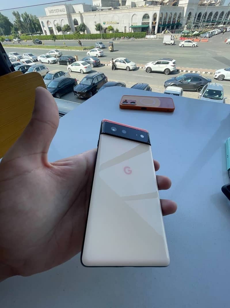 Google Pixel 6 0
