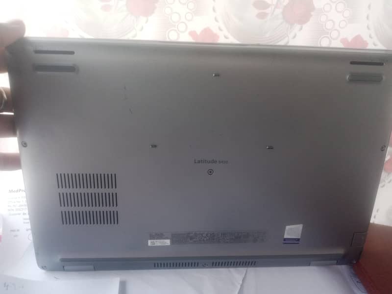 Dell Latitude 2