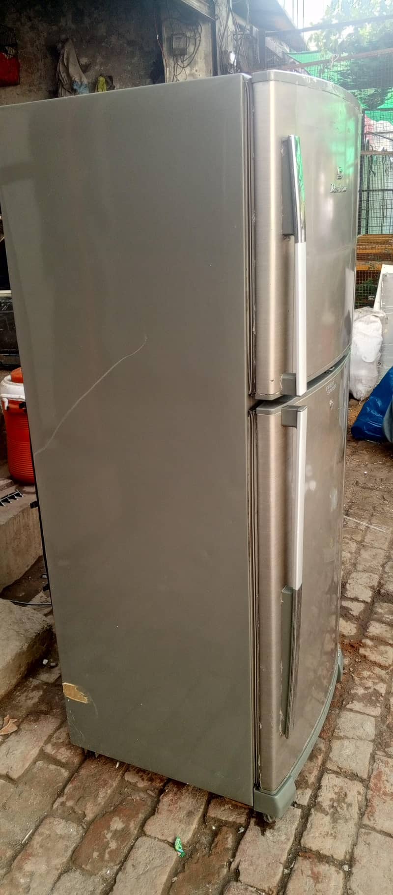 Dawlance Refrigerator 1