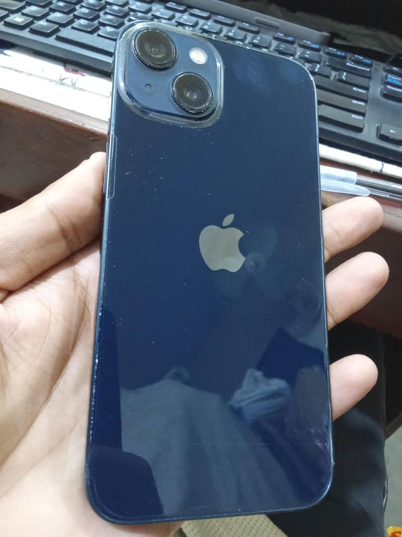 Apple iPhone 13 0