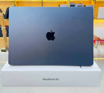 Apple MacBook Air 13 MDHH4 M5 10C CPU 8C GPU 16GB 512GB Sky Blue