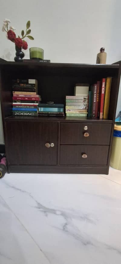 bookself with drawers