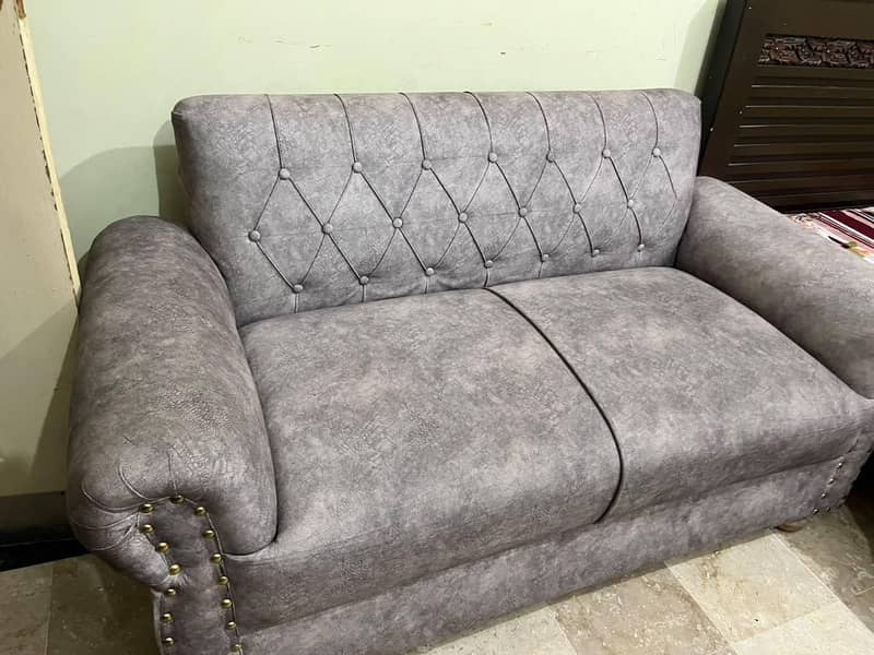 7 seater sofa 0