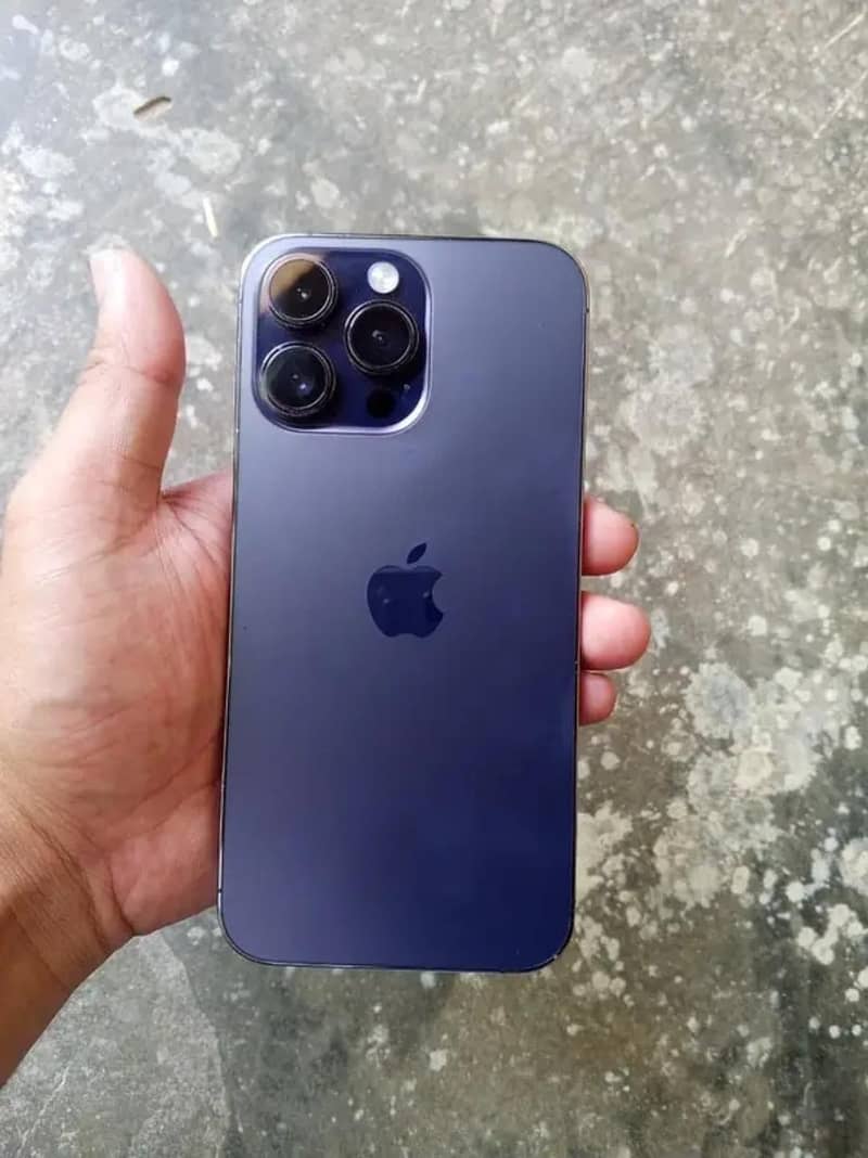 Apple iPhone 14 Pro Max 0