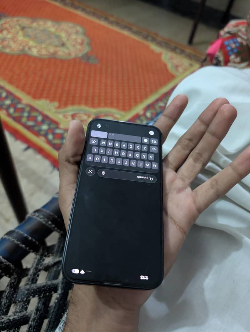 Apple iPhone 13 2