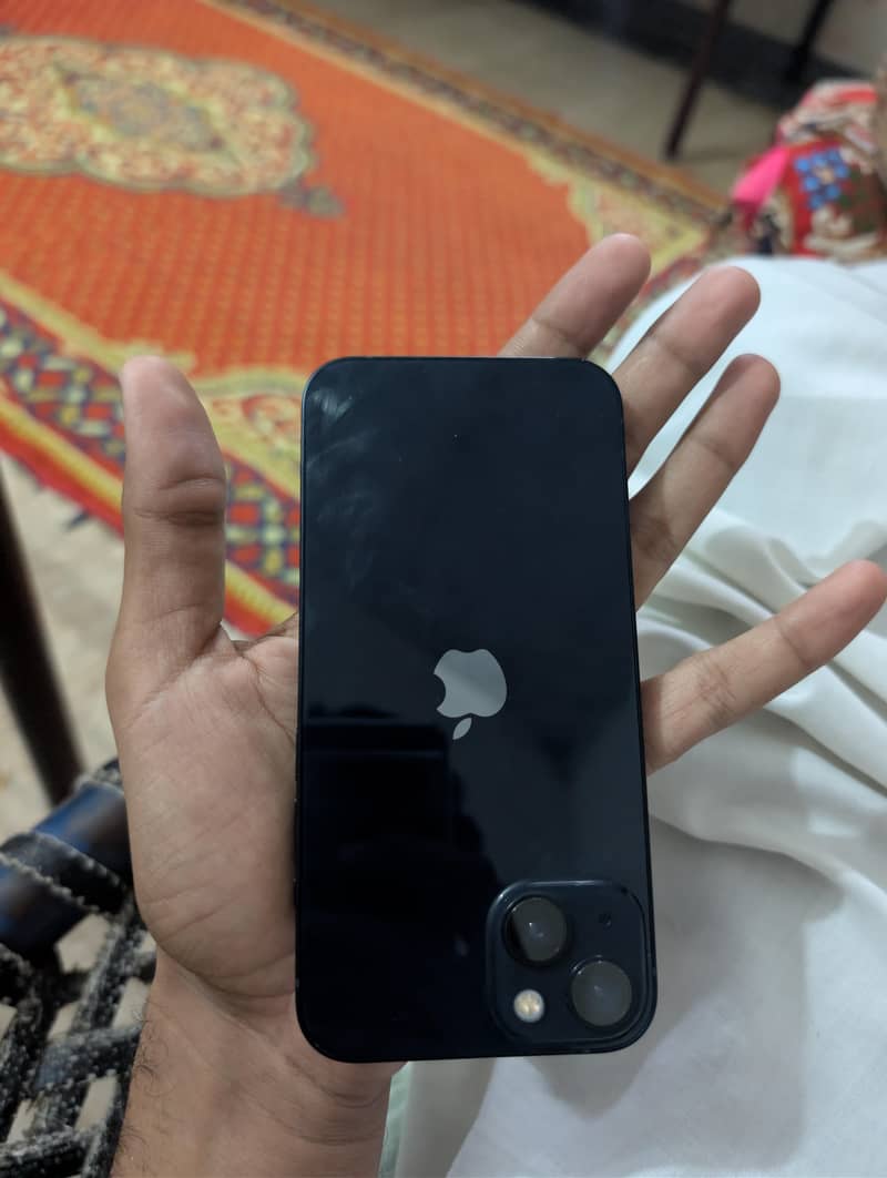 Apple iPhone 13 7