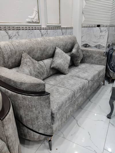Luxury Grey Velvet Sofa Set (3+2+1) – Golden Legs, Excellent Condition
