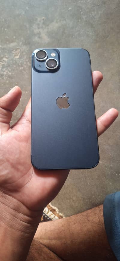 Apple iPhone 13