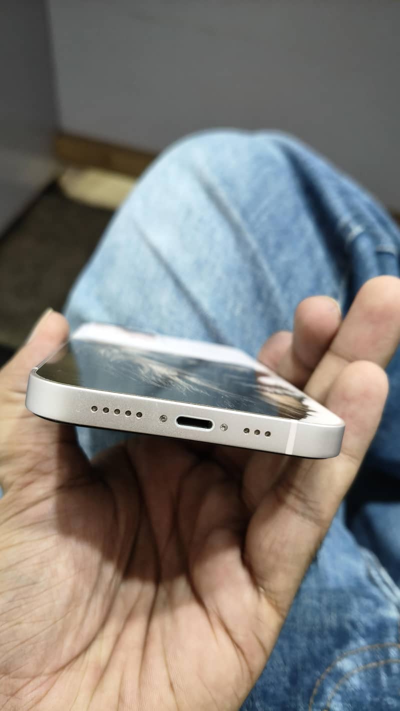 Apple iPhone 13 1