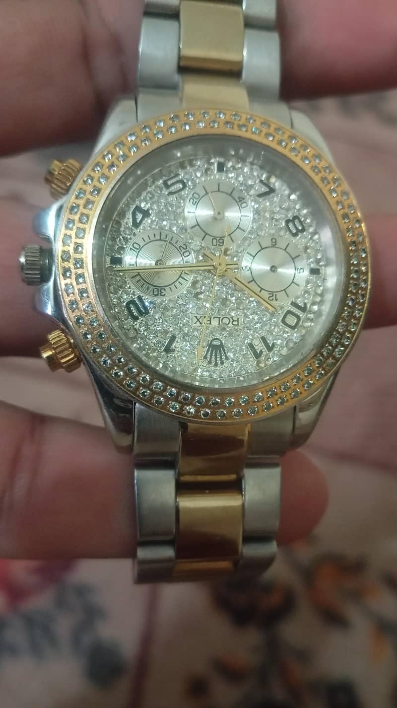men watch 0