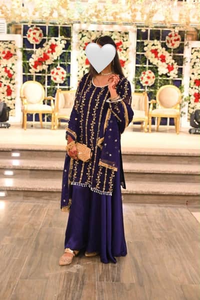 Three piece formal wearing in good condition
