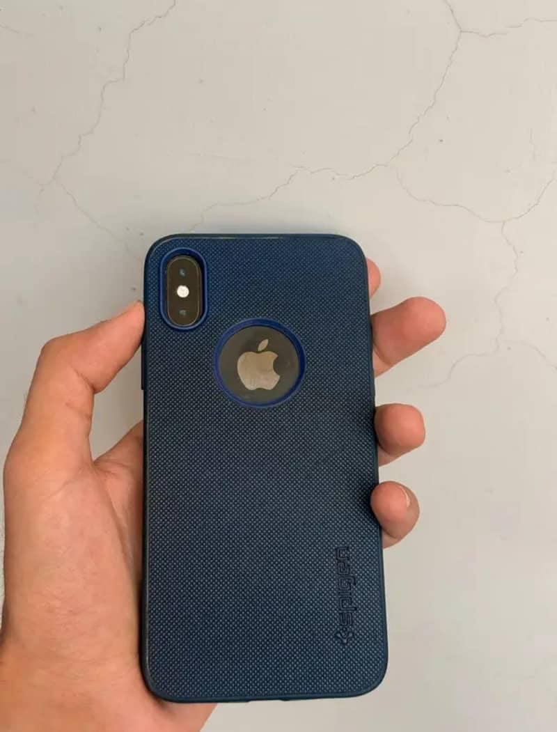 iPhone Xs 0