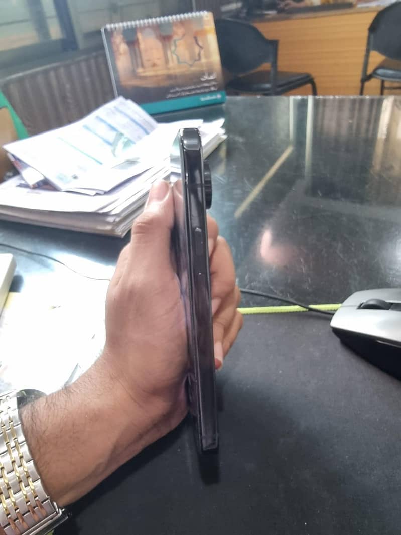 Google Pixel 9 Pro 3