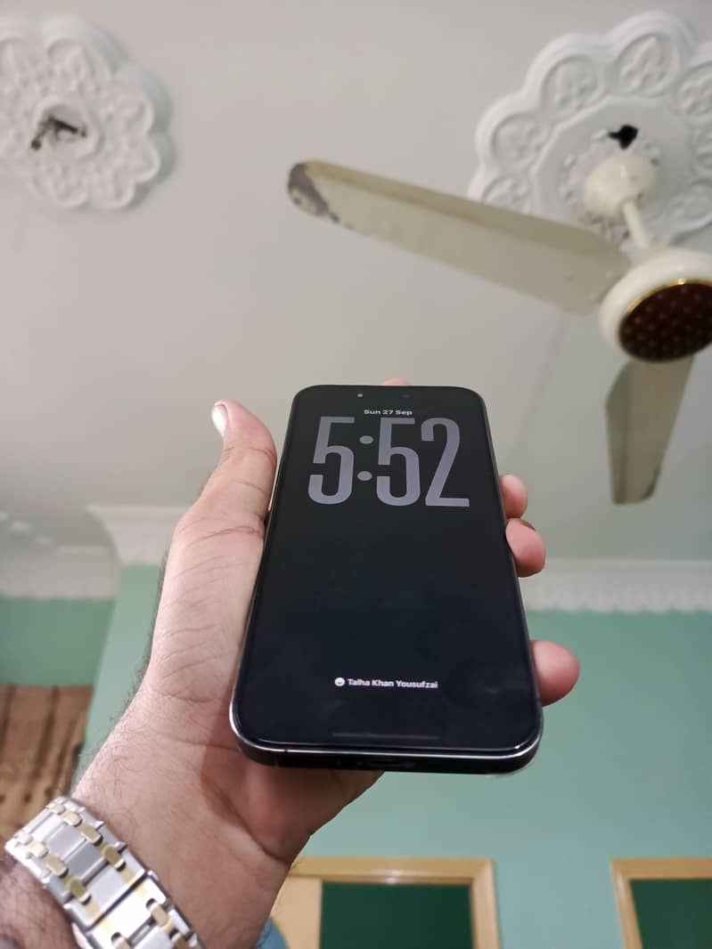 Apple iPhone 14 Pro Max 1