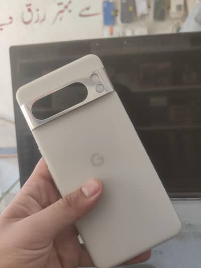 Google Pixel 8 Pro