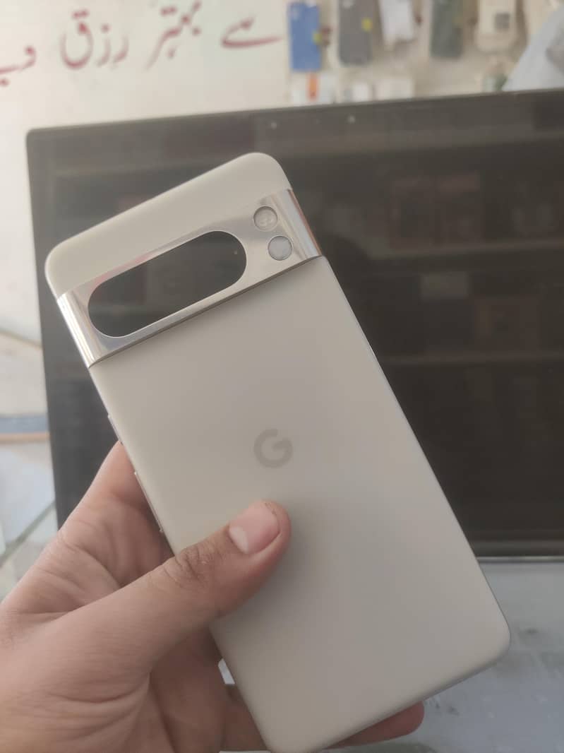 Google Pixel 8 Pro 0