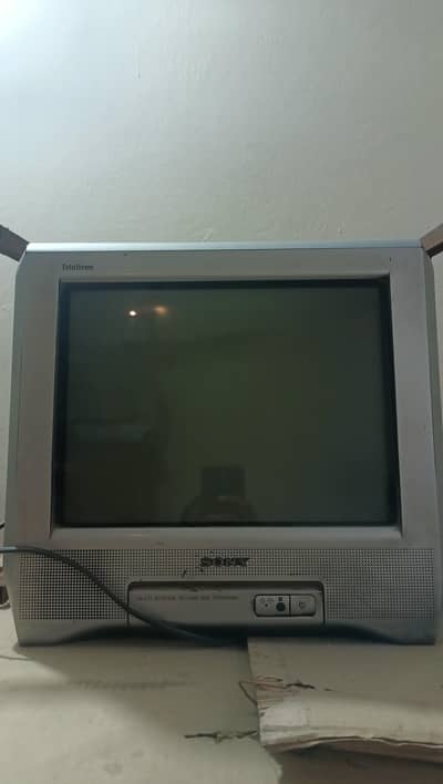Sony Original 14 Inch Tv With Original Remote