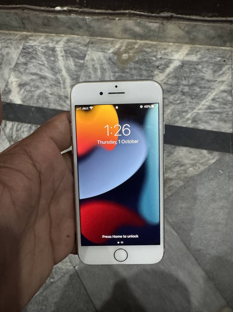 Apple iPhone 7 1