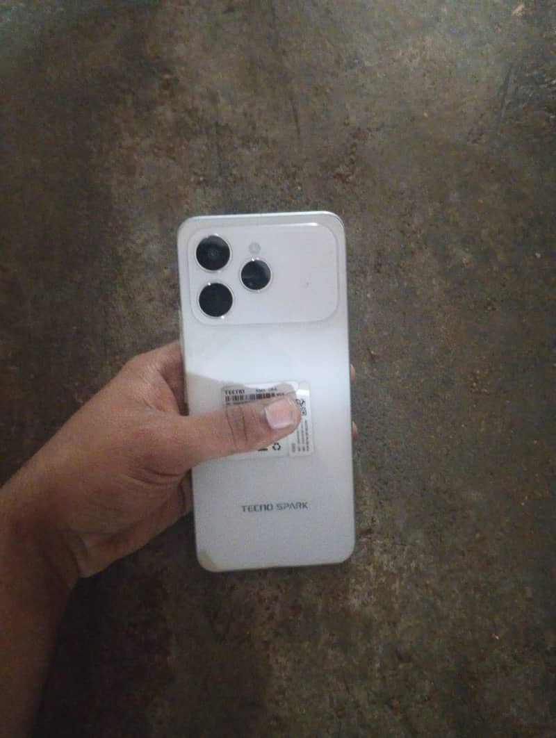 Tecno spark 40 1