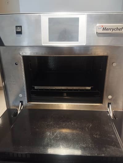 3 cooking technologies: convection + microwave + impingement air, work