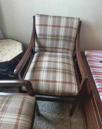 4 Wooden Chairs Set For Sale