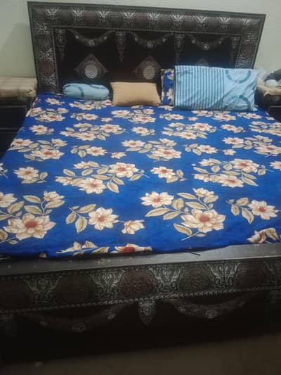 bed dressing side 2 table without matress