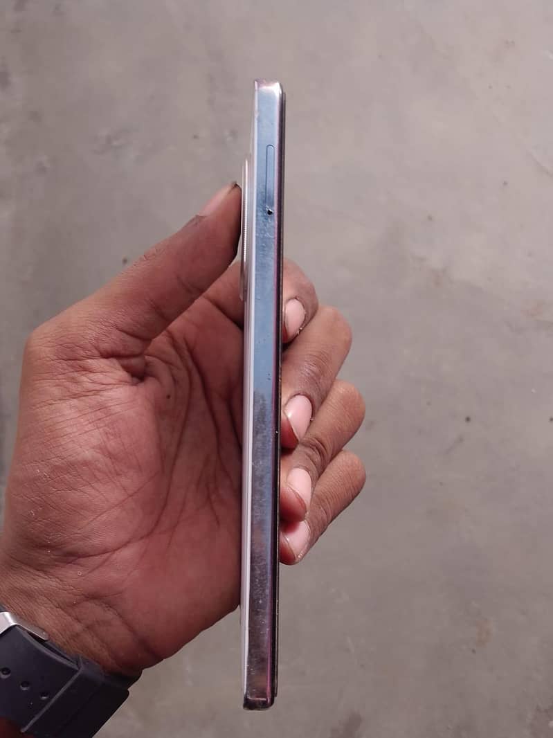 Tecno CAMON 30 1