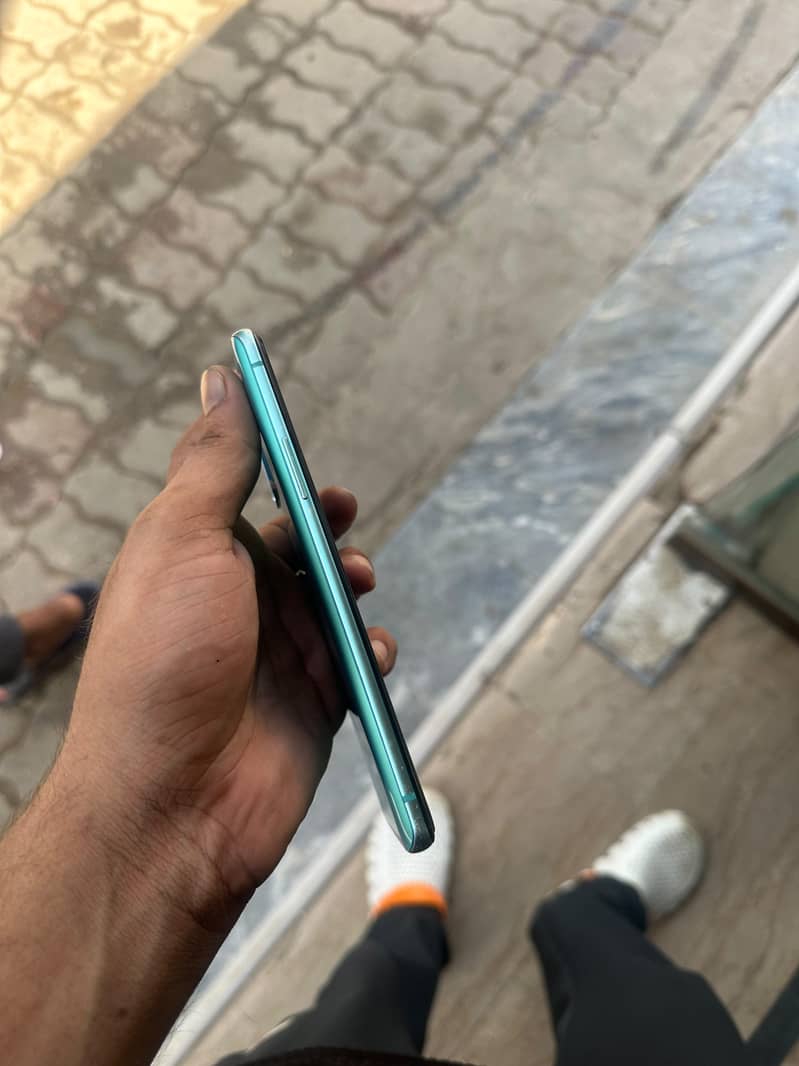 One Plus 8T 1