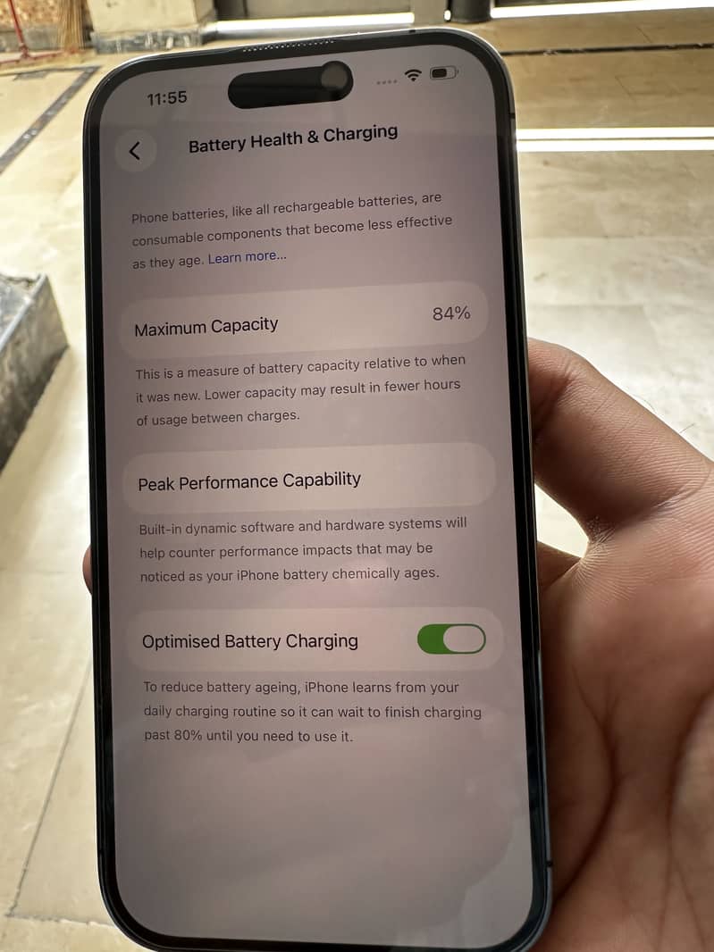 Apple iPhone 14 Pro 2