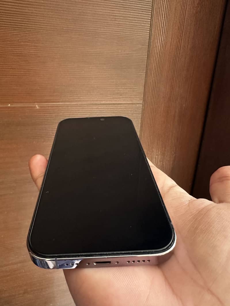 Apple iPhone 14 Pro 9