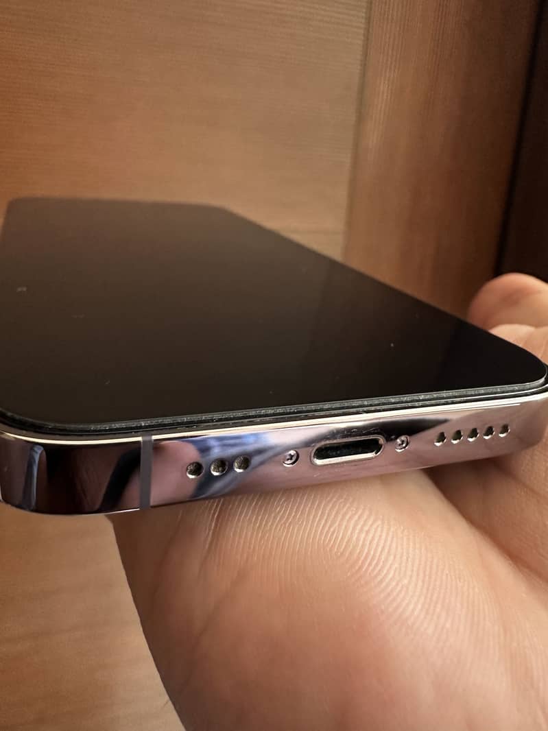 Apple iPhone 14 Pro 10