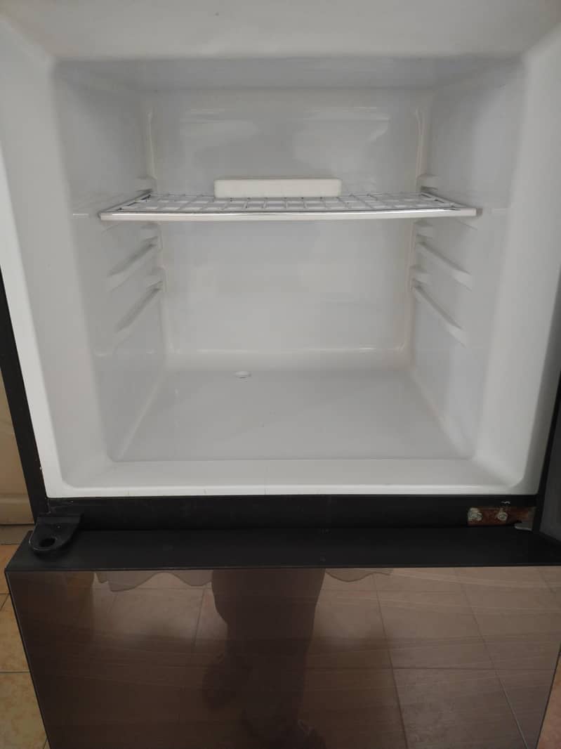 Haier E-Star Refrigerator 5