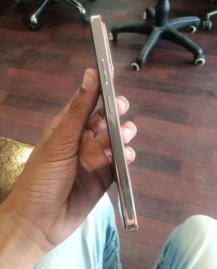 Infinix Zero 20 2