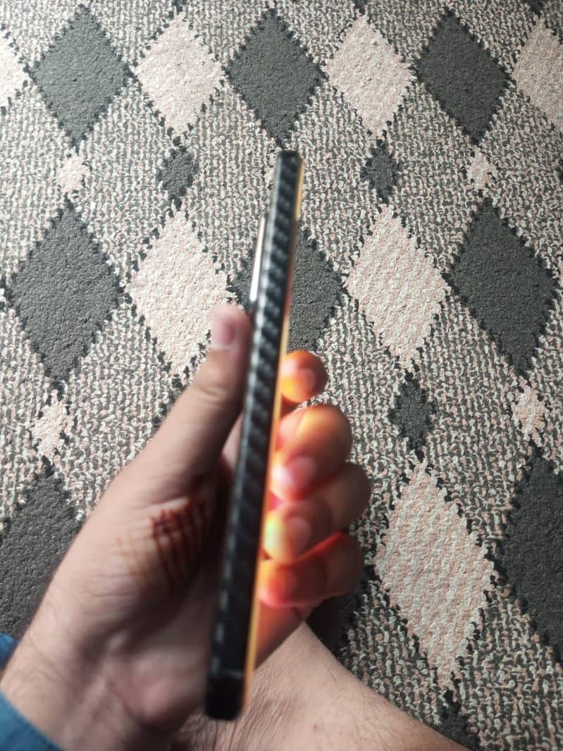 Xiaomi 15 Pro 3