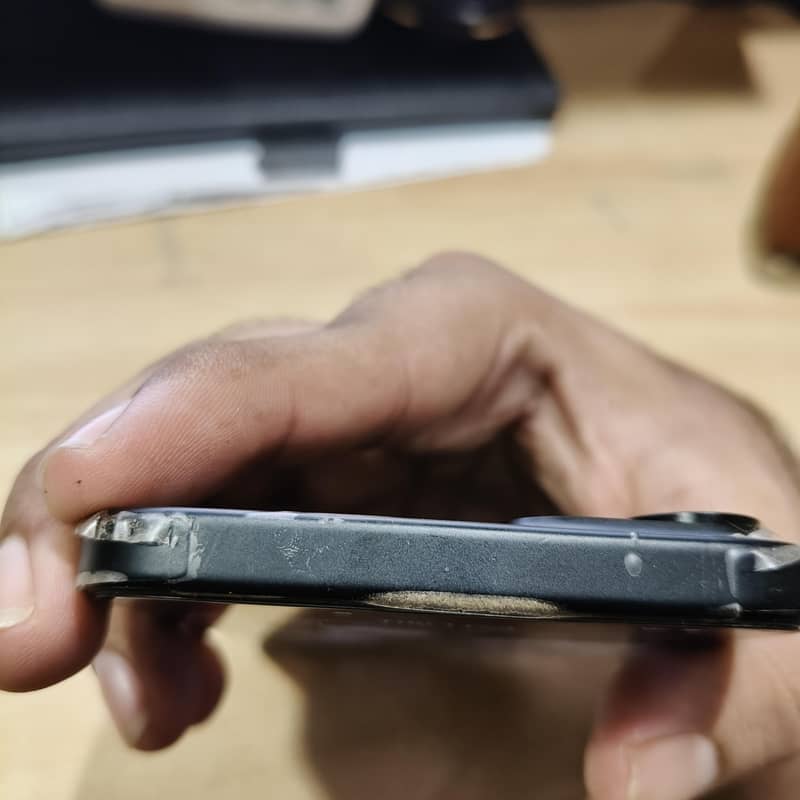 Apple iPhone 15 plus 5