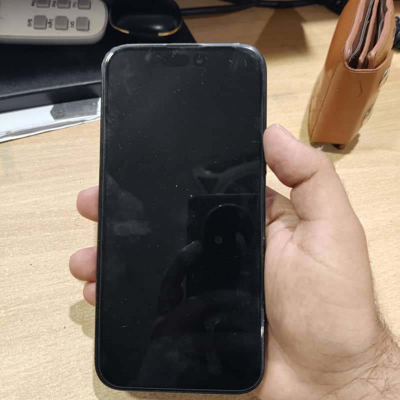 Apple iPhone 15 plus 8