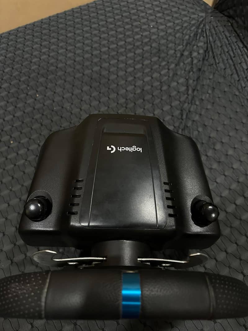 Logitech G29 Driving force 5