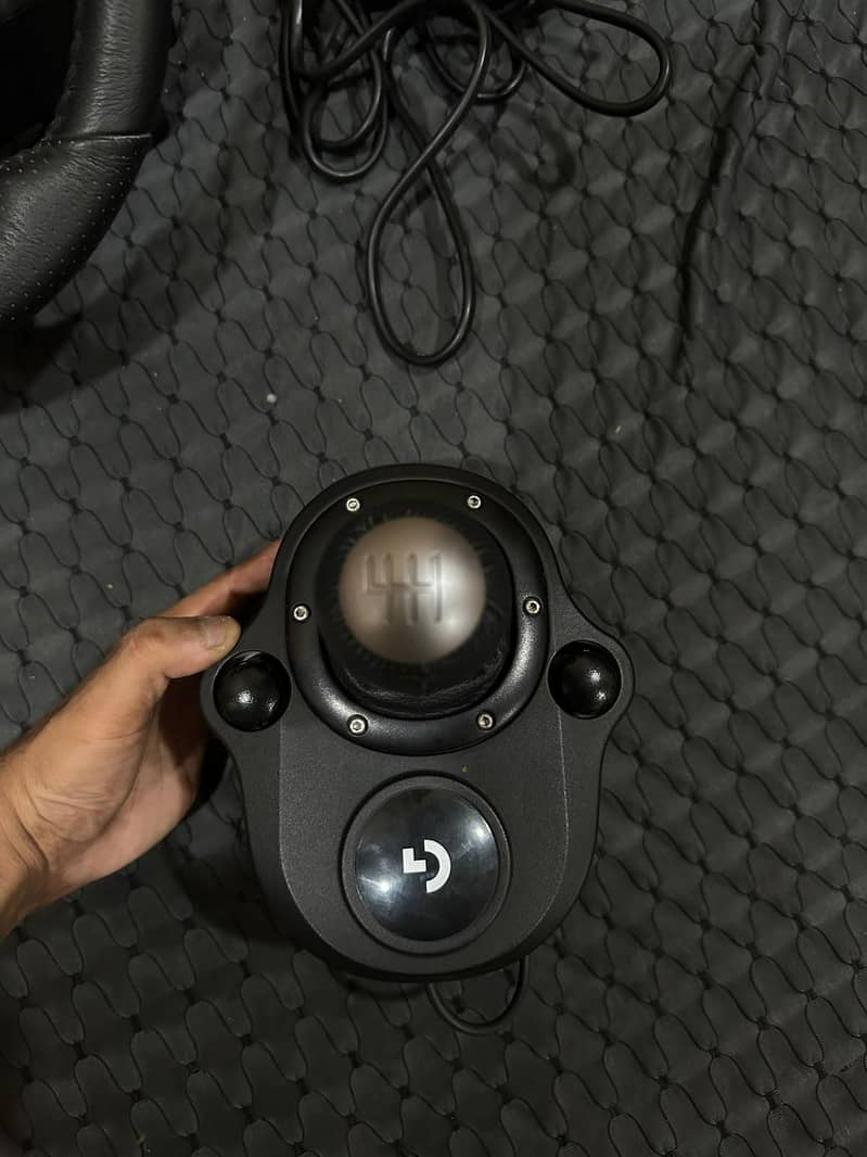 Logitech G29 Driving force 7