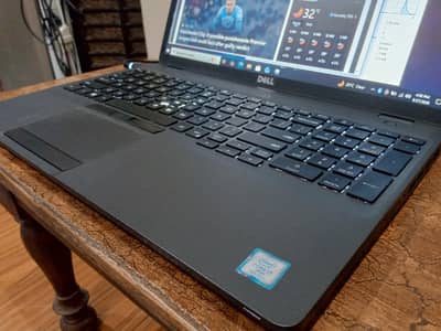 i7 9thH processing RAM ddr4L 8gb SSD card Nvim 256gb model 5501
