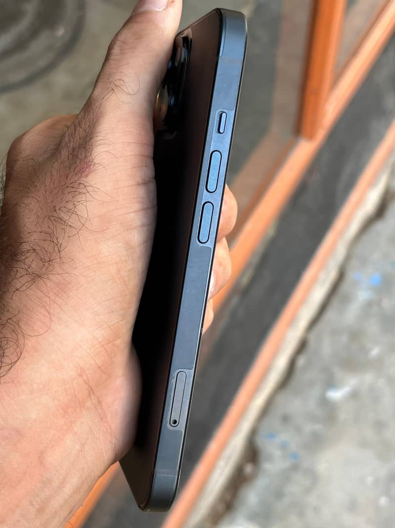 Apple iPhone 14 6