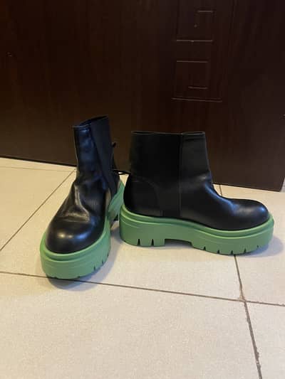 Outfitters ankle boots premium condition