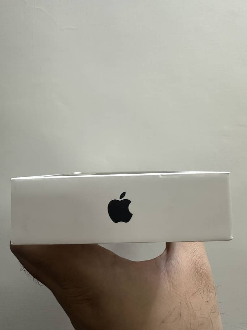 Apple iPhone 18 Pro Max 2