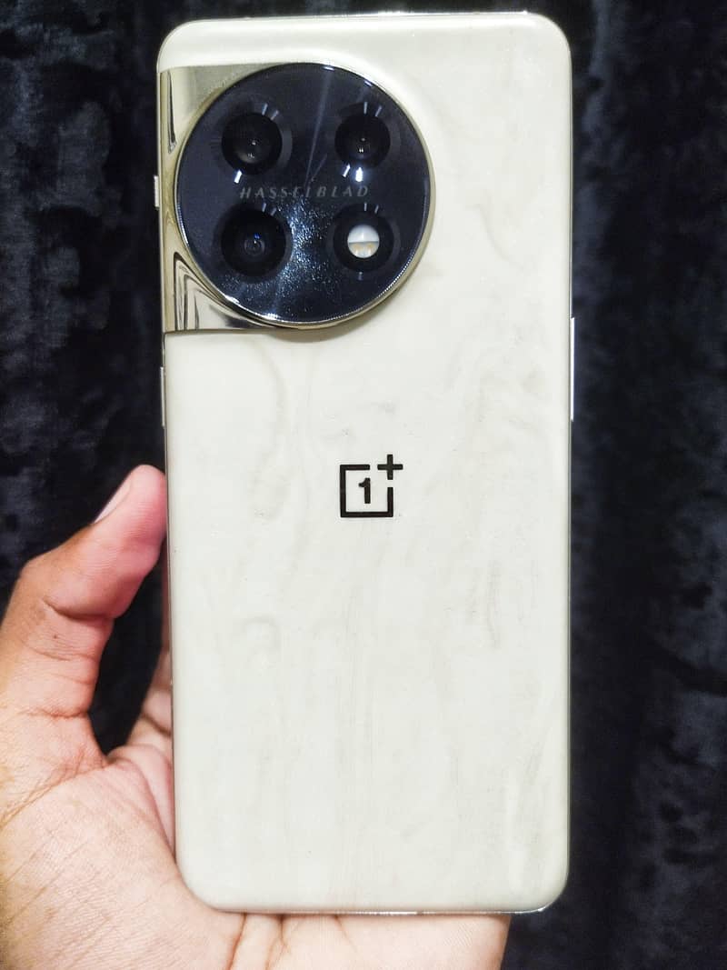 One Plus 11R 0